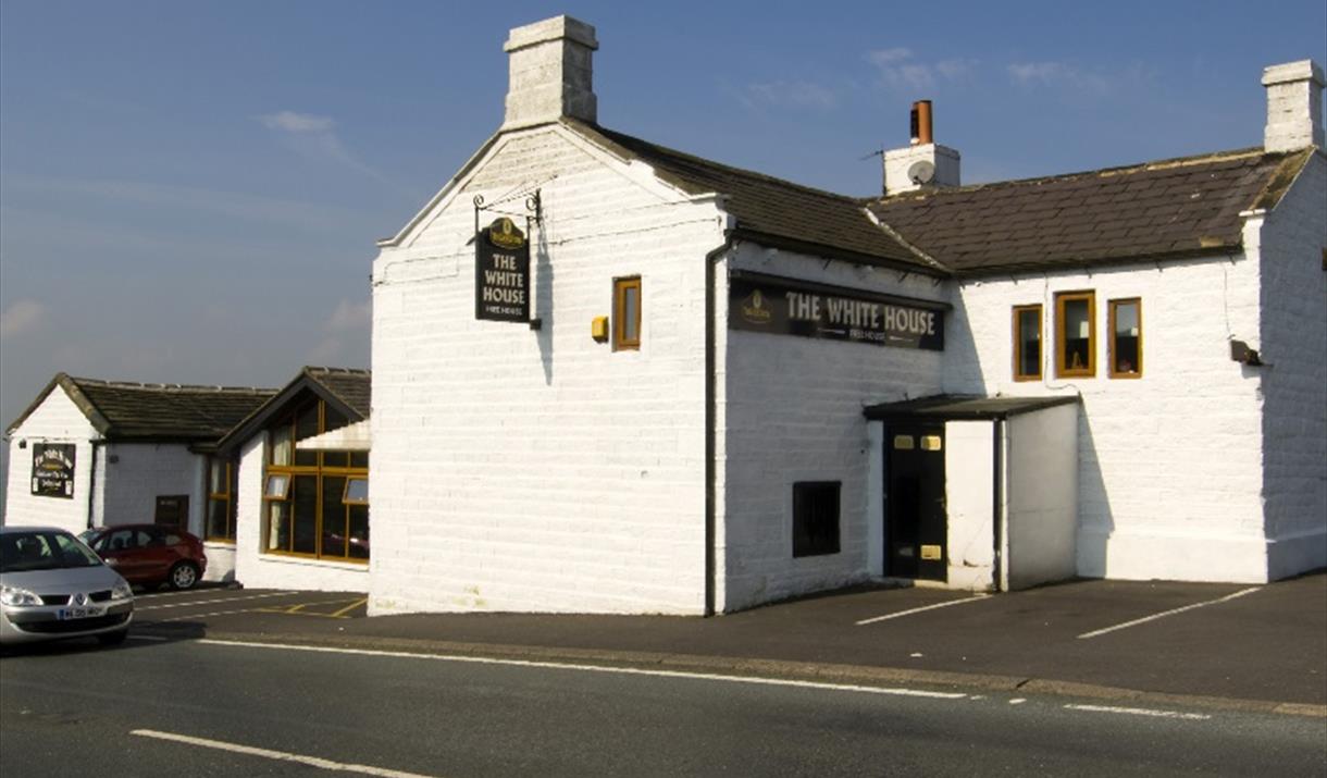 The White House - Pub/Inn in Littleborough, ROCHDALE - Visit Rochdale